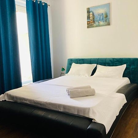 Апартаменты Apartament Edy Эфорие Норд Экстерьер фото