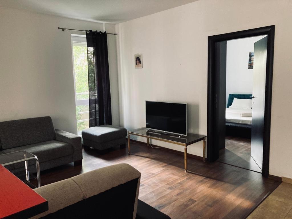 Апартаменты Apartament Edy Эфорие Норд Экстерьер фото