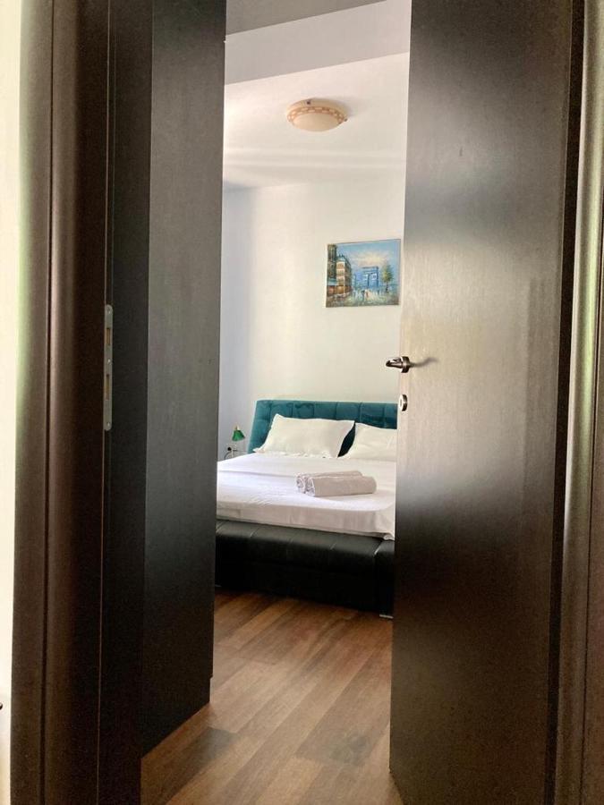 Апартаменты Apartament Edy Эфорие Норд Экстерьер фото